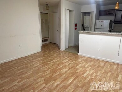 916 Edpas Rd, New Brunswick, NJ 08901 - photo 3