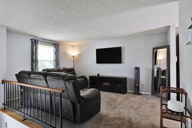 3721 Aurelia Dr, Columbus, OH 43232 - photo 4