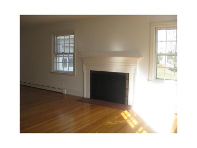 1 Red Cross Ave unit A, Newport, RI 02840 - photo 2