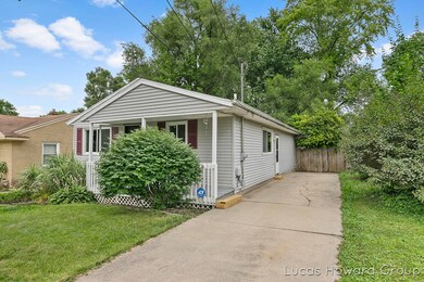 1308 Carlton Ave NE, Grand Rapids, MI 49505 - photo 3
