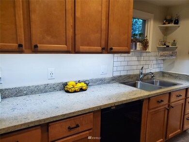 unlisted-address, Everett, WA 98201 - photo 5