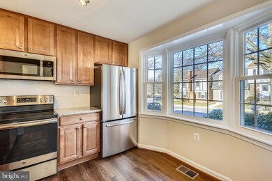 17727 Lochness Cir, Olney, MD 20832 - photo 7