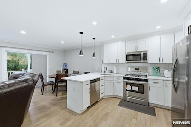 15 Rector Ave unit 2, Woodbridge, NJ 07095 - photo 7