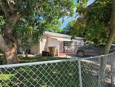 4410 NE 3rd Ave, Pompano Beach, FL 33064 - photo 3