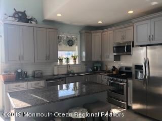 1459paulkitchenfromhallway