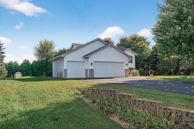 6685 404th St, North Branch, MN 55056 - photo 2