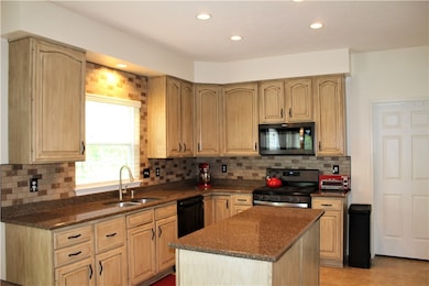 4018 Claridon Dr, Mars, PA 16046 - photo 5