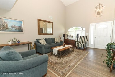 41023997-005-Living_Room
