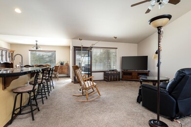 5604Whitman_04
