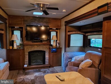 147,148 Tollah Cir unit GLEN 1, Earleville, MD 21919 - photo 2