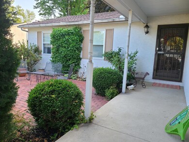 1847 Fairhaven Rd, Columbus, OH 43229 - photo 3