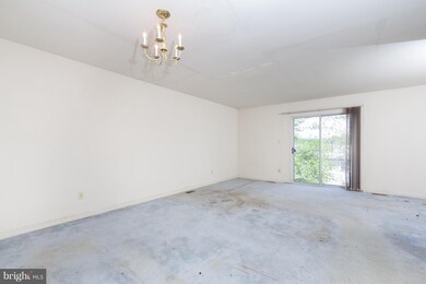 1526 Saint Christopher Ct, Edgewood, MD 21040 - photo 6