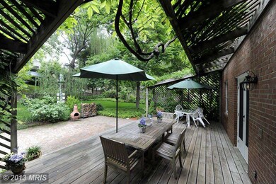 8108 Coach St, Potomac, MD 20854 - photo 2