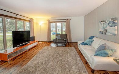 4.5 Living Room
