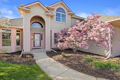 Stunning N109W14760 Preserve Pkwy