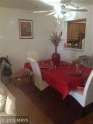 1528 Sherwood Ct, Hyattsville, MD 20785 - photo 4