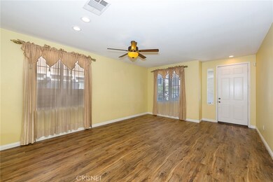 26835 Northbrooke Ln, Valencia, CA 91355 - photo 2