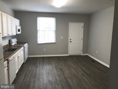 3206 Strickland St, Baltimore, MD 21229 - photo 3