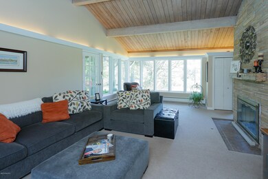 2516 Angling Rd-103