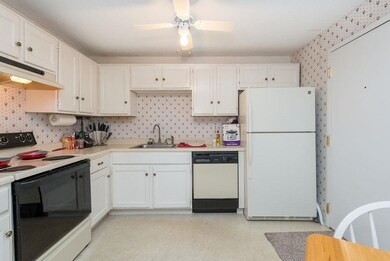 281 Great Bay Woods, Newmarket, NH 03857 - photo 6