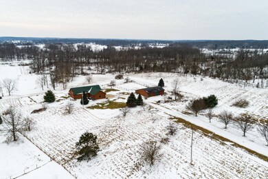 12285 W Pine Lake Rd, Plainwell, MI 4908
