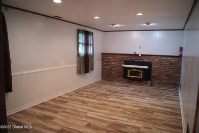 189 Droms Rd, Schenectady, NY 12302 - photo 7