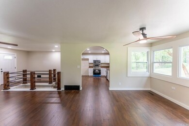 390 Hidden Hill Rd, Mammoth Spring, AR 72554 - photo 3