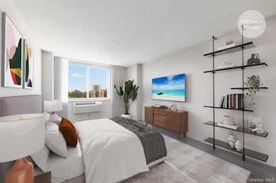 118-17 Union Turnpike unit 5D, Forest Hills, NY 11375 - photo 3