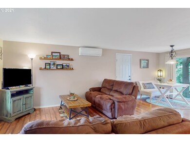 2486 York St, Eugene, OR 97404 - photo 5