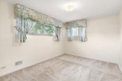 8206 N Octavia Ave, Niles, IL 60714 - photo 7