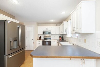 Kitchen (3)