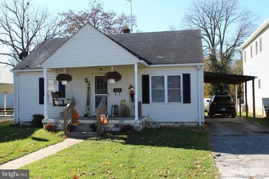 127 S Elm St, Moorefield, WV 26836 - photo 2