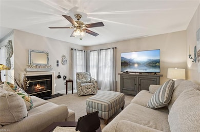 300 Buttercup Ln, Newport News, VA 23602 - photo 7