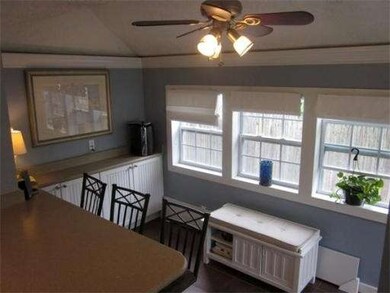 32 Calumet St, Quincy, MA 02170 - photo 4