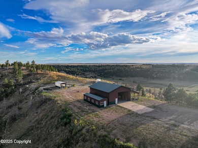 sundance-ranch-barn