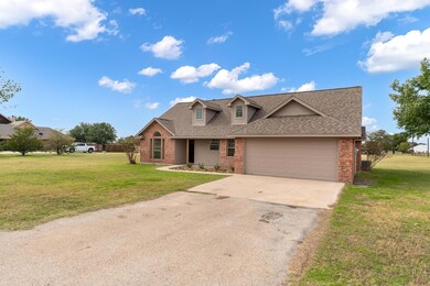 117 Savannah Dr, Weatherford, TX 76087 - photo 3