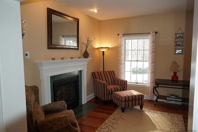 40 Scott Dr, Troy, NY 12180 - photo 4