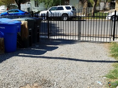 845847 El Centro Ave, El Centro, CA 92243 - photo 3