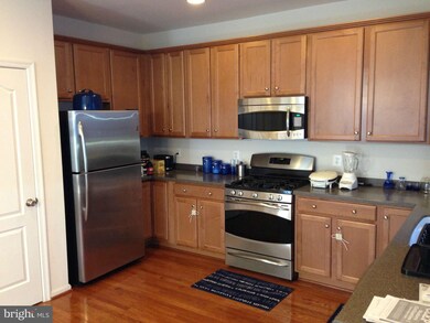 813 Carnaby St, Stafford, VA 22554 - photo 4