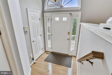 15817 Glacier Ct, North Potomac, MD 20878 - photo 7