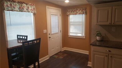 285 Lake Shore Dr, Warwick, RI 02889 - photo 2