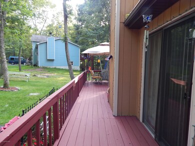 4226 Woodacres Dr, East Stroudsburg, PA 18301 - photo 2