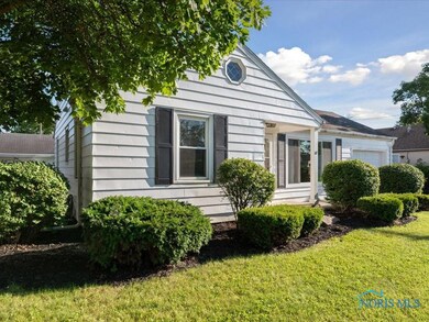 117 Lester Ave, Findlay, OH 45840 - photo 2