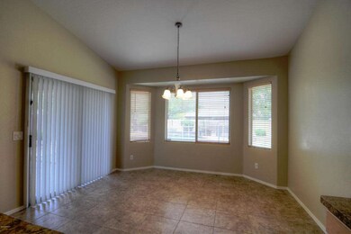 1434 E Cassia Ln