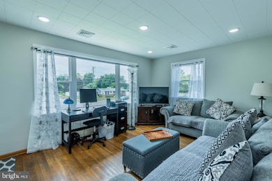 3518 Trindle Rd unit 1, Camp Hill, PA 17011 - photo 2