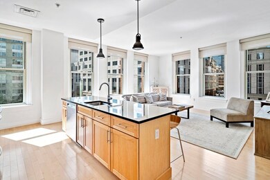 Lincoln Plaza II unit L412, Boston, MA 02111 - photo 3