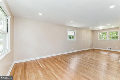 8800 Allenswood Rd, Randallstown, MD 21133 - photo 4