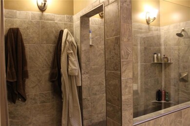 1112 Rotherham Ln, Beech Grove, IN 46107 - photo 7