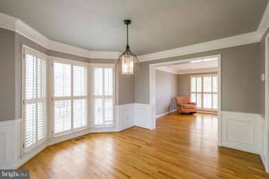 8908 Bovelder Dr, Laurel, MD 20708 - photo 6