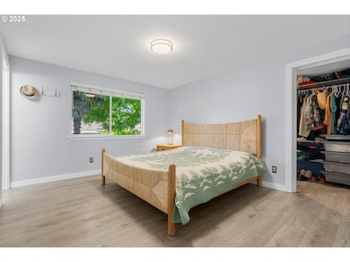 Bedroom, Primary